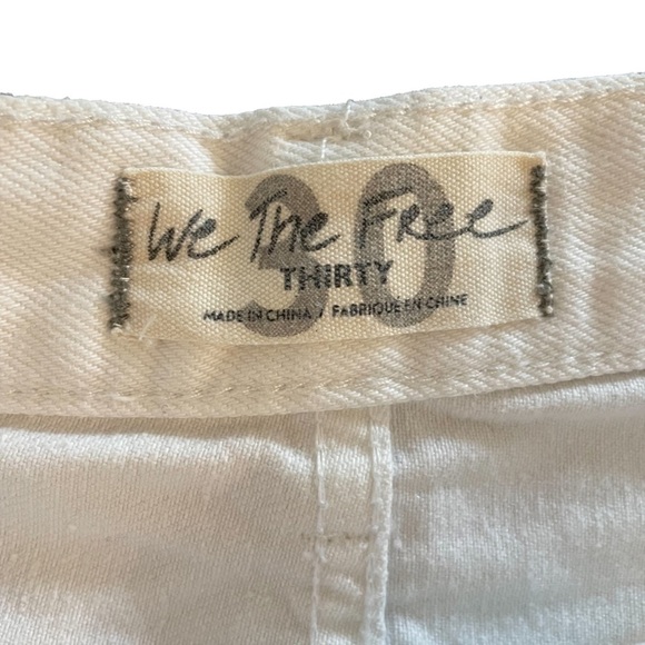 Free People We the Free White Denim Cut Off Shorts, Size 30 - Picture 4 of 4
